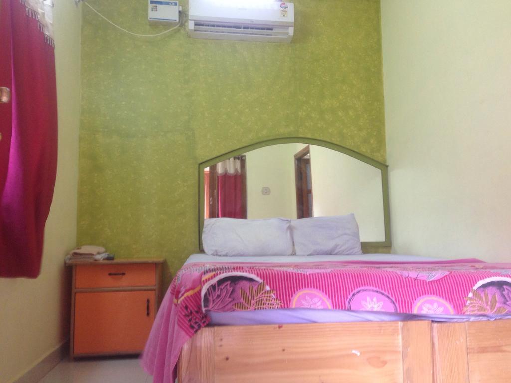 هامبي Thilak Home Stay المظهر الخارجي الصورة