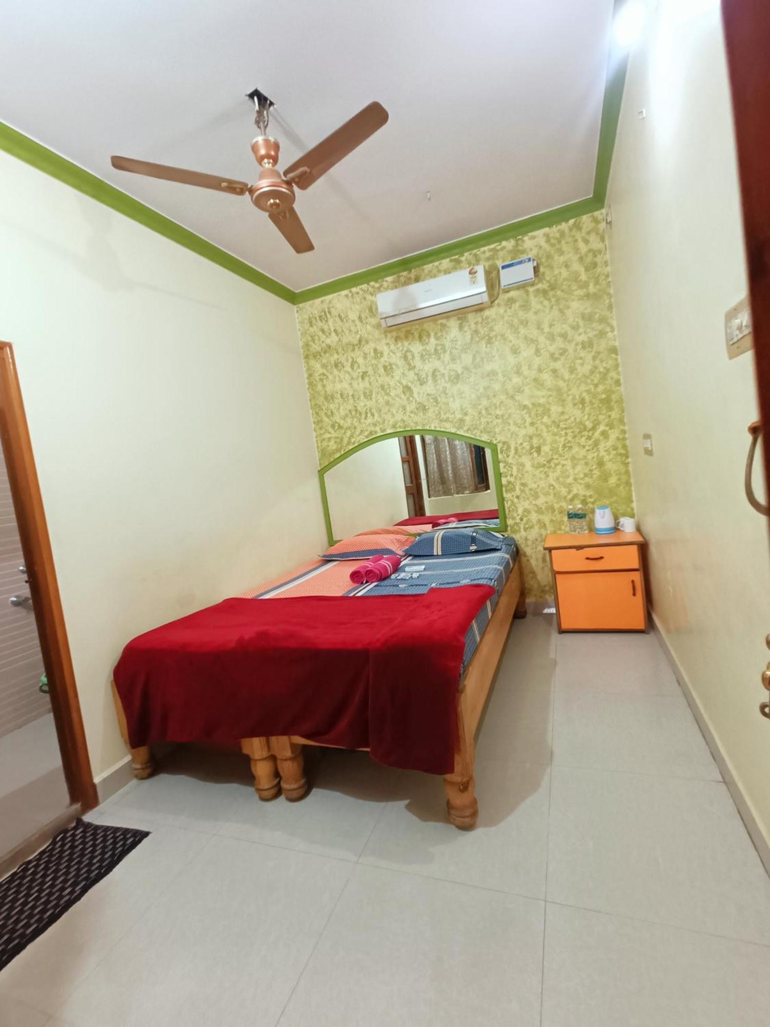 Thilak Home Stay هامبي المظهر الخارجي الصورة